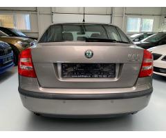 Škoda Octavia 1.6 MPI AUT Elegance - 5