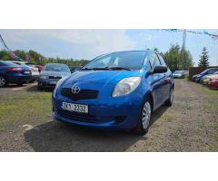 Toyota Yaris 1.3 VVTI - 1