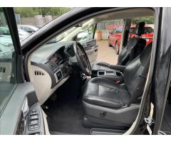 Chrysler Grand Voyager 2,8 CRD Touring AUTOMAT - 15