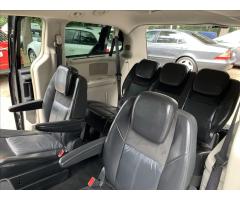 Chrysler Grand Voyager 2,8 CRD Touring AUTOMAT - 18