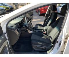 Hyundai i30 1,6 GDI,ČR,1.MAJ,SERVISKA - 14