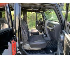 Jeep Wrangler 3,8 HARDTOP Unlimited Sahara - 23