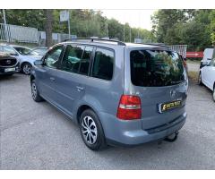 Volkswagen Touran 1,9 TDI Trendline - 7