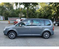 Volkswagen Touran 1,9 TDI Trendline - 8