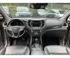 Hyundai Grand Santa Fe 2,2 CRDi Luxury 4x4,ČR,SERVISKA - 9