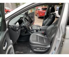 Hyundai Grand Santa Fe 2,2 CRDi Luxury 4x4,ČR,SERVISKA - 15