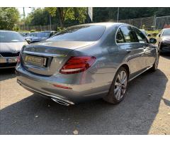 Mercedes-Benz Třídy E 2,0 E 220 d - 8