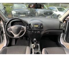 Hyundai i30 1,4 i CVVT Classic - 13