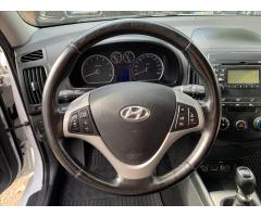 Hyundai i30 1,4 i CVVT Classic - 14