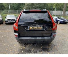 Volvo XC90 2,4 D5 7.MÍST,AUTOMAT - 6