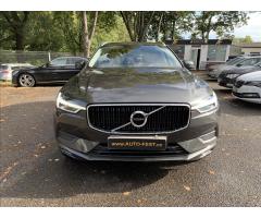 Volvo XC60 2,0 D4 Momentum ČR,SERVISKA - 2