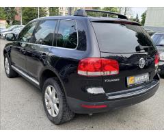 Volkswagen Touareg 3,0 TDi BEZ KOROZE ! - 6