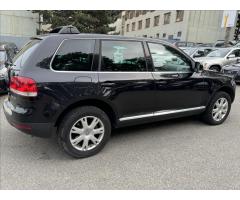 Volkswagen Touareg 3,0 TDi BEZ KOROZE ! - 10