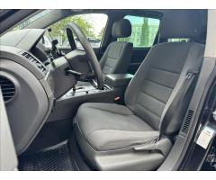 Volkswagen Touareg 3,0 TDi BEZ KOROZE ! - 25