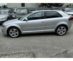 Audi A3 2,0 Sport - 4