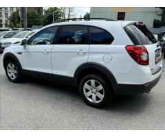 Chevrolet Captiva 2,2 - 8