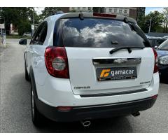 Chevrolet Captiva 2,2 - 10