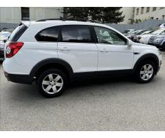 Chevrolet Captiva 2,2 - 16