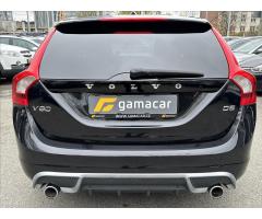 Volvo V60 2,4 158kw+R.design+manual ! - 8