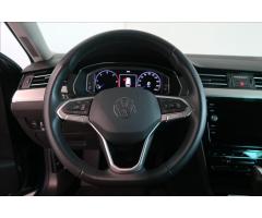 Volkswagen Passat 2,0 TDI 110kW DSG ELEGANCE - 10