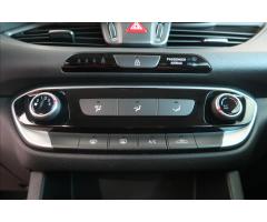 Hyundai i30 1,0 T-GDI TRIKOLOR COMFORT - 12