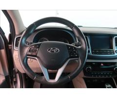 Hyundai Tucson 1,6 T-GDI 130kW TRIKOLOR 4x2 - 10