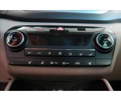 Hyundai Tucson 1,6 T-GDI 130kW TRIKOLOR 4x2 - 15