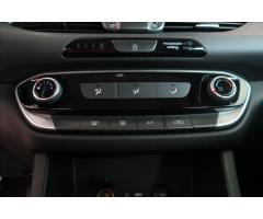 Hyundai i30 1,0 T-GDI TRIKOLOR COMFORT - 12