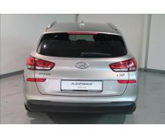 Hyundai i30 1,6 CRDi 136 All Inclusive kombi - 5