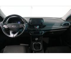 Hyundai i30 1,6 CRDi 136 All Inclusive kombi - 9