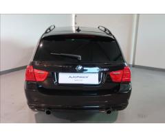 BMW Řada 3 3,0 335i xDrive INDIVIDUAL touring - 5