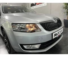 Škoda Octavia 1,6   TDI 66kW STYLE KEY-LESS - 27