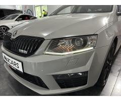 Škoda Octavia 2,0   TDI DSG RS CANTON KEYLESS - 25