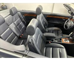 Audi A4 2,5   TDI AUTOMAT BOSE KŮŽE - 16