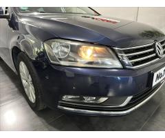 Volkswagen Passat 2,0   TDI TEMPOMAT NAVI TAŽNÉ - 24