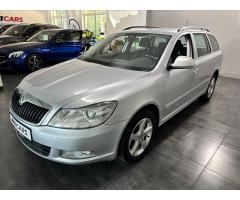 ŠKODA SUPERB COMBI 2.0TDI 140 LAURIN&K 4X4 DSG 7ST