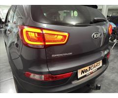 Kia Sportage 2,0   CRDI 4x4 EXCLUSIVE KAMERA - 24