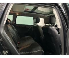 Volkswagen Passat 2,0   TDI 4x4 HIGHLINE PANO - 9