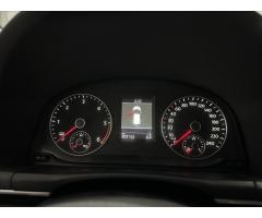 Volkswagen Touran 2,0   TDI DSG BI-XEN NAVI KAMERA - 8