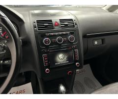 Volkswagen Touran 2,0   TDI DSG BI-XEN NAVI KAMERA - 10