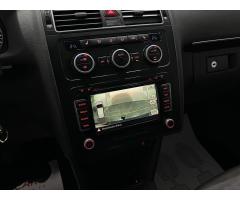 Volkswagen Touran 2,0   TDI DSG BI-XEN NAVI KAMERA - 11