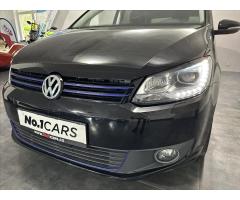 Volkswagen Touran 2,0   TDI DSG BI-XEN NAVI KAMERA - 18