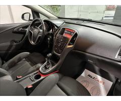 Opel Astra 1,4   T BI-XEN KAMERA TAŽNÉ - 14