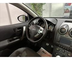 Nissan Qashqai 2,0   DCI 4X4 PANORAMA TAŽNÉ - 14