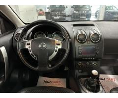 Nissan Qashqai 2,0   DCI 4X4 PANORAMA TAŽNÉ - 15