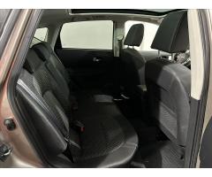 Nissan Qashqai 2,0   DCI 4X4 PANORAMA TAŽNÉ - 16