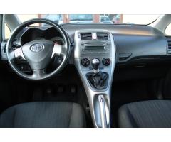 Toyota Auris 1.6 VVT-i 91kW ČR - 9