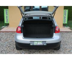 Volkswagen Golf 1.6i 75kW - 17