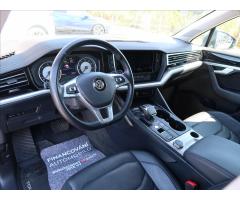 Volkswagen Touareg 3,0 TDI,210kW,NovéČR,4x4,DPH - 9