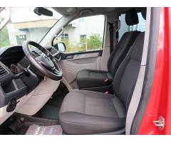 Volkswagen Caravelle 2,0 TDi,110kW,1maj,8míst,DPH - 12